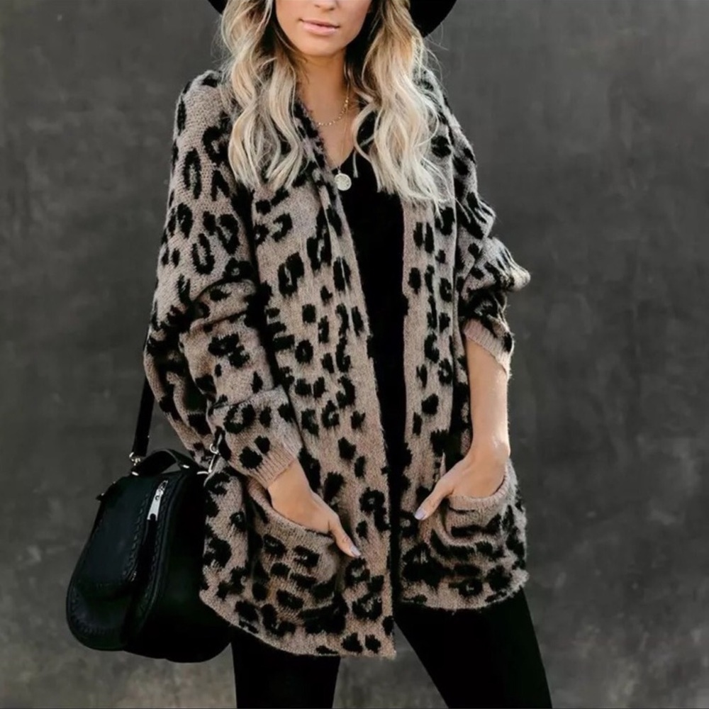 Restocked!!! Fuzzy Leopard Oversized Cozy Cardigan - Picture 3 of 5